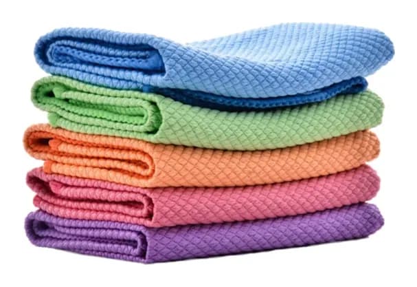 Microfiber Cloths for Everyday Cleaning